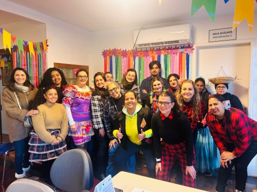 CAPS Infantojuvenil promove Festa Junina com integração, acolhimento e vacinação contra a gripe