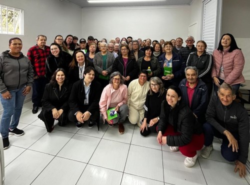 PROCON Erechim promove palestra sobre direitos do consumidor no CRAS do bairro Linho