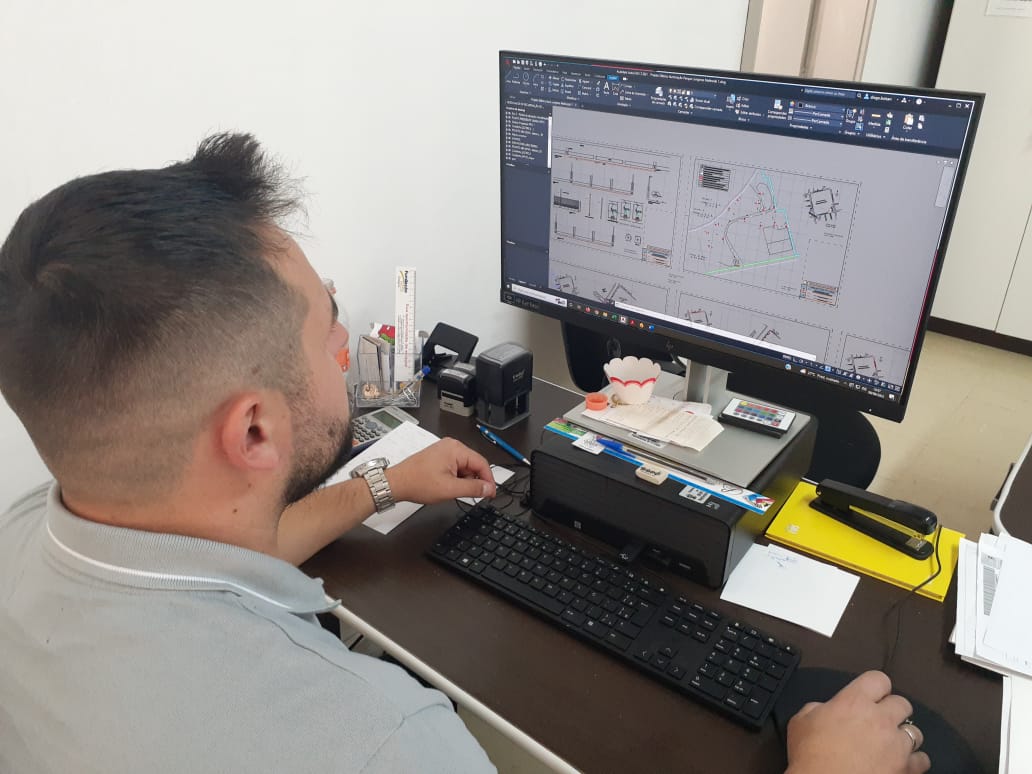  Prefeitura investe, neste ano, em mais de 400 novos computadores