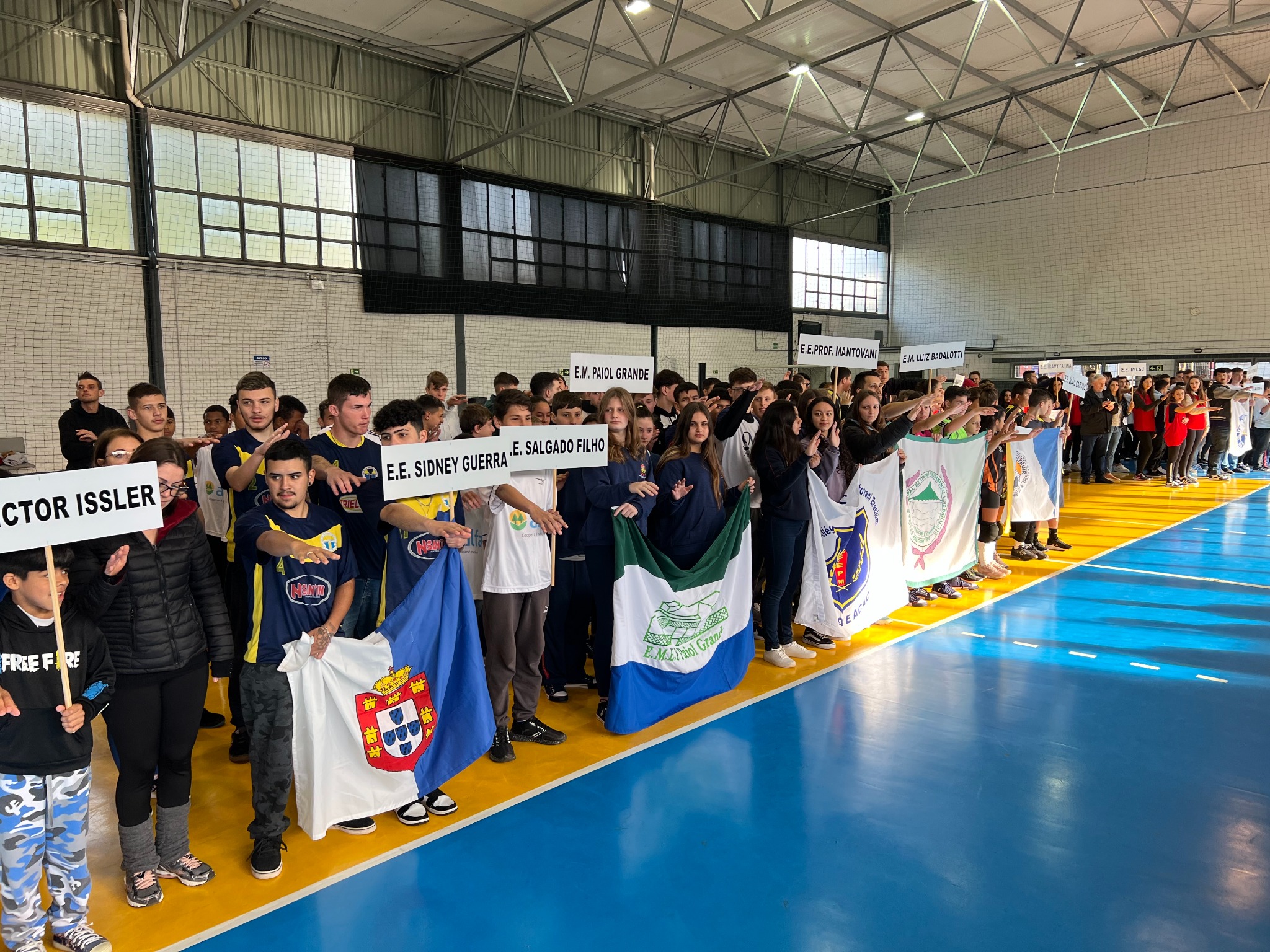  Esporte e educa??o na Olimp?ada Estudantil e etapa Municipal dos JERGS