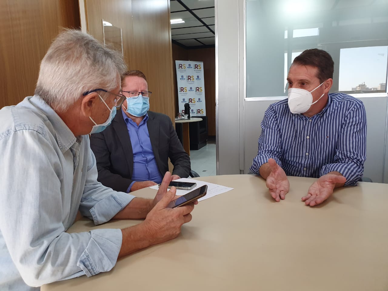  Acessos asf?lticos e FHSTE pautam agenda do prefeito em Porto Alegre 