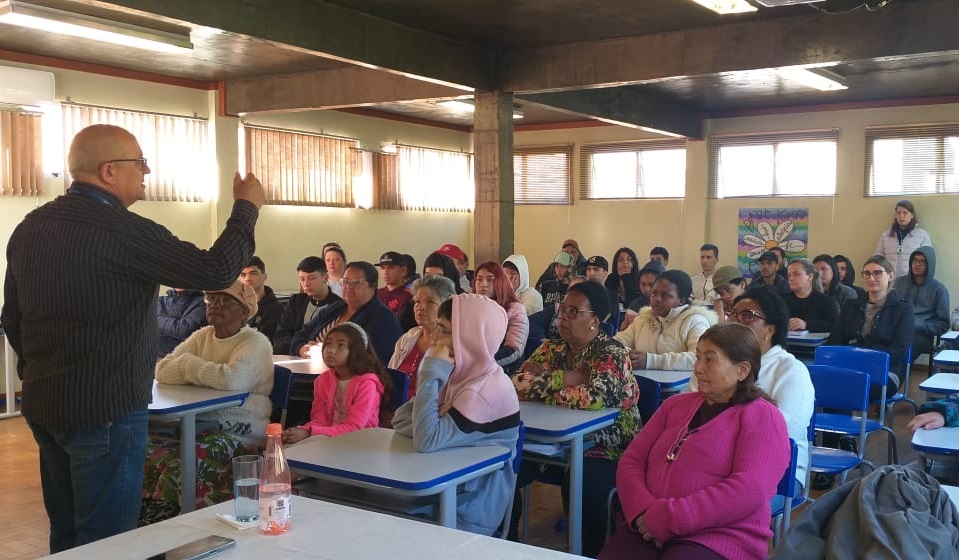  Desenvolvimento Econômico presente em palestra para o CEJA 