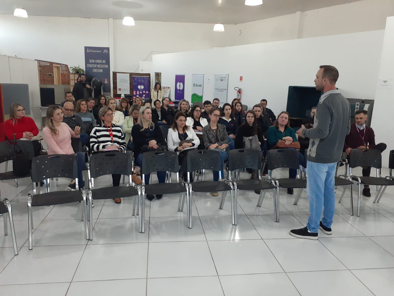  Talk com RH para aproximar empresas do Poder P?blico