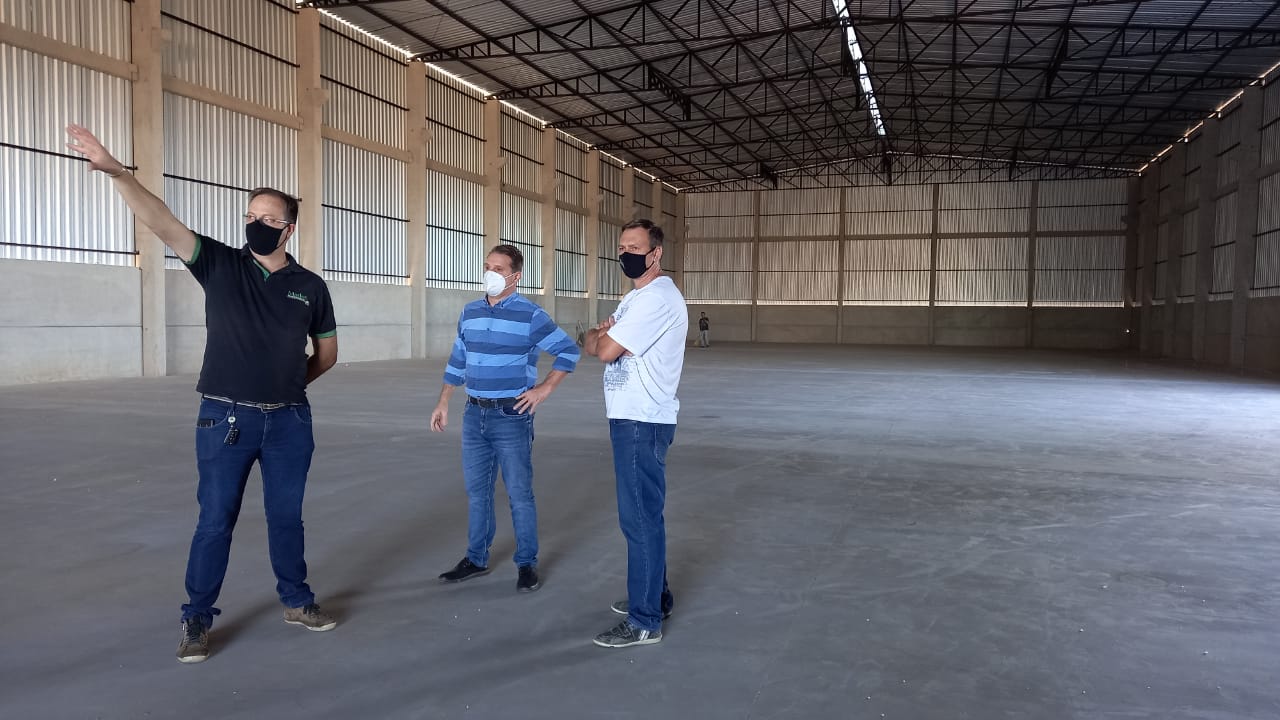  Prefeito Polis visita nova planta industrial da Madec 