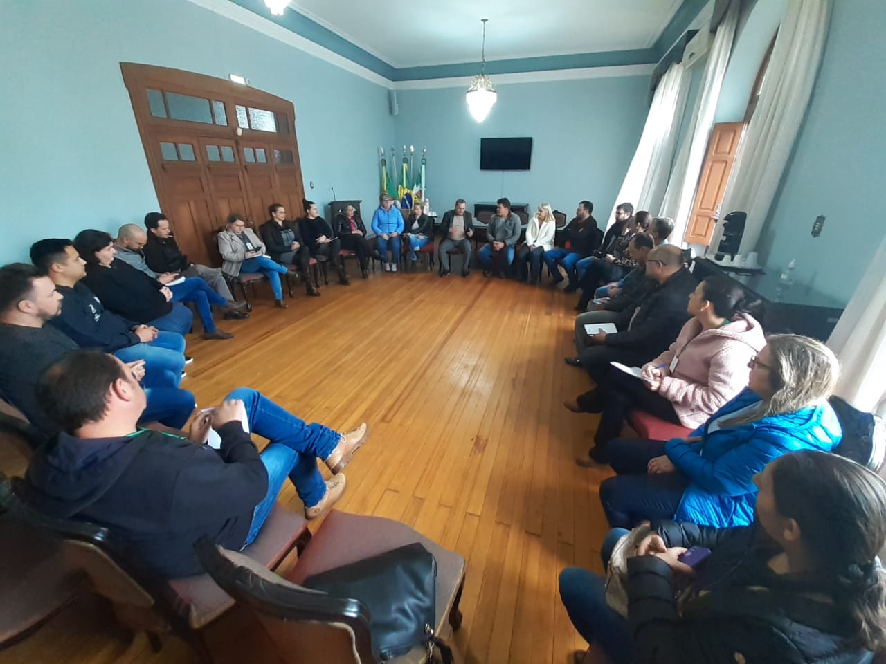  Comiss?o Pr?-APAE busca viabilizar recursos para APAE