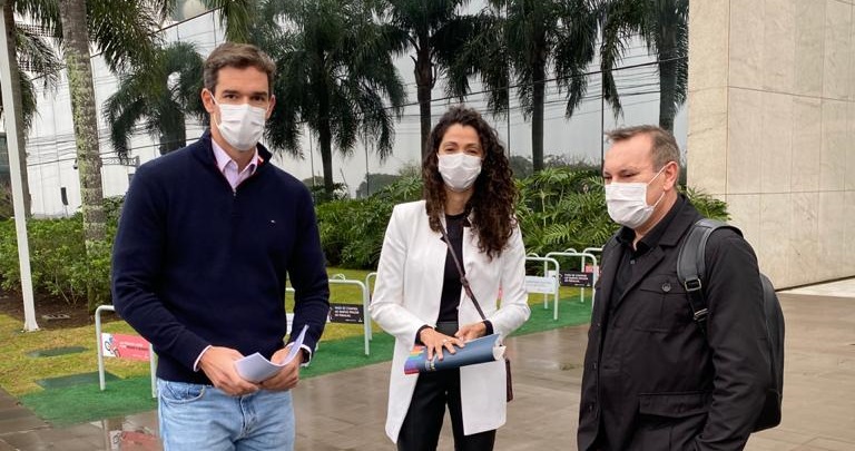  Farm?cia M?vel e reformas nas Unidades B?sicas de Sa?de pautam agenda na Capital Ga?cha