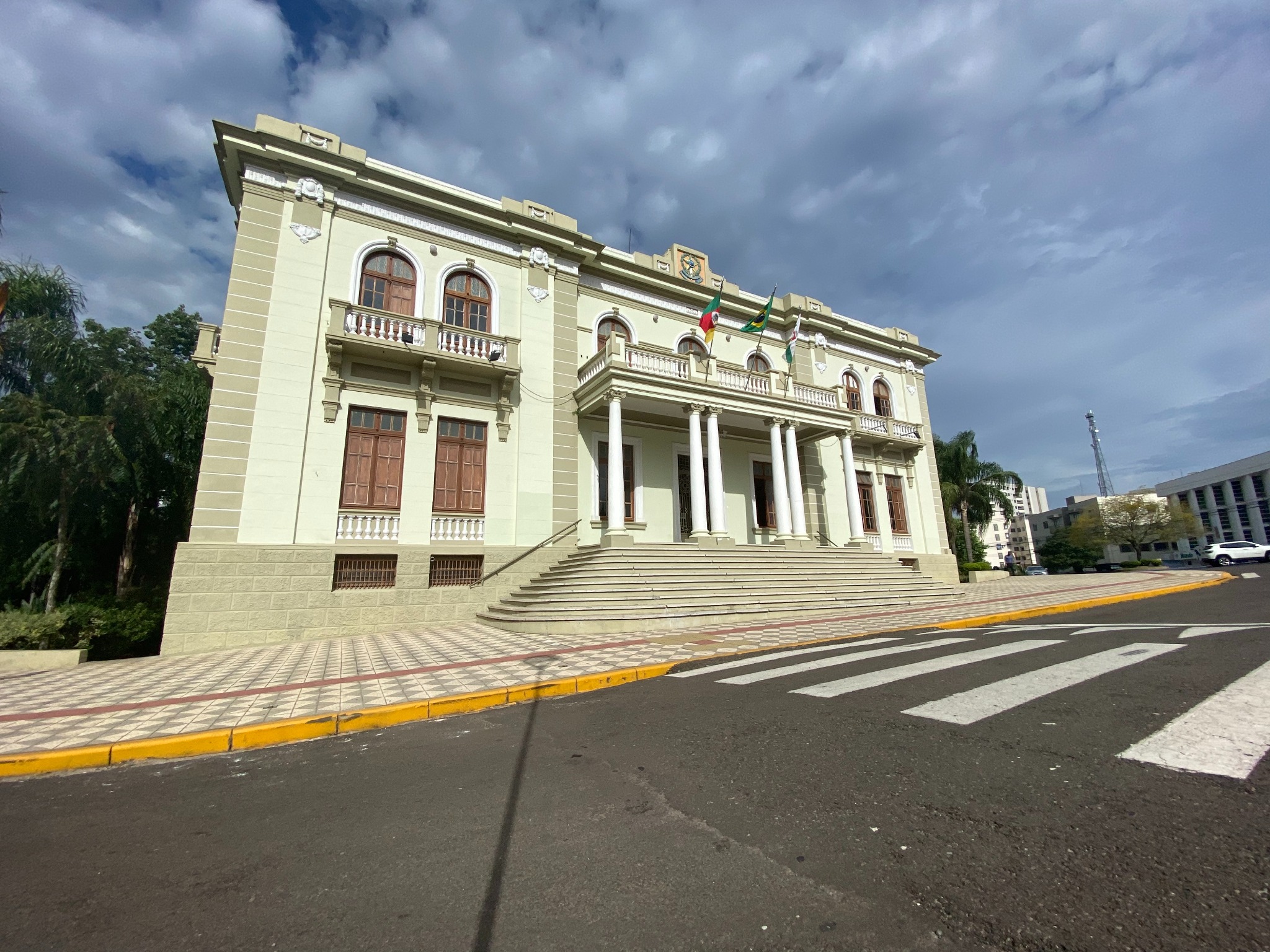  Prefeitura faz ponto facultativo na pr?xima segunda-feira 