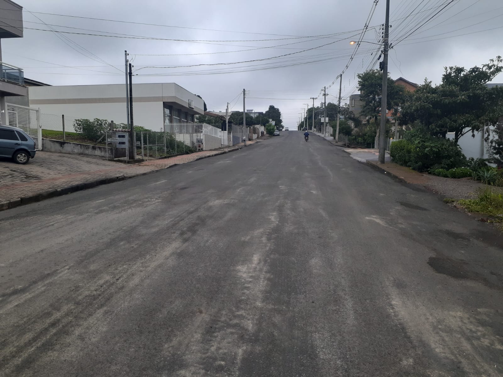  Ficou muito bom, já que o asfalto estava cheio de buracos, diz moradora do Jabuticabal  