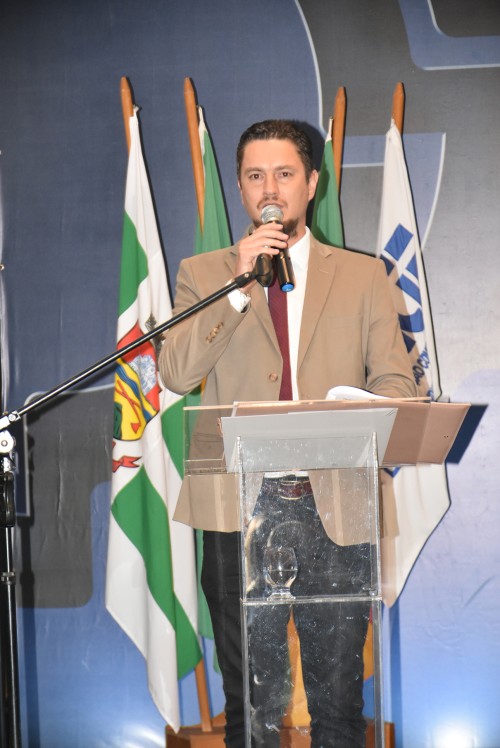Vice-presidente da Famurs, Marcelo Arruda, representou a presidência da AMAU