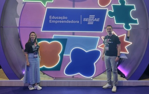 Secretaria de Educação de Erechim participa da Bett Brasil 2026 e busca inovações para fortalecer o ensino