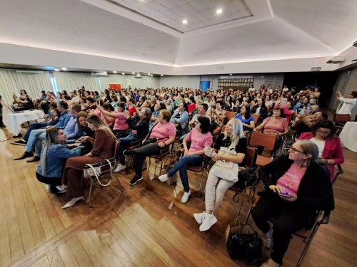 2o Semin?rio Regional Socioassistencial re?ne mais de 300 pessoas na Frinape 