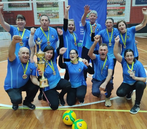 Veja quem foram os campe?es do Torneio Erechim de C?mbio Misto