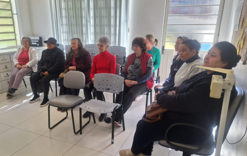 Estudantes de Psicologia e Fisioterapia promovem atividade sobre saúde mental na UBS Estevam Carraro