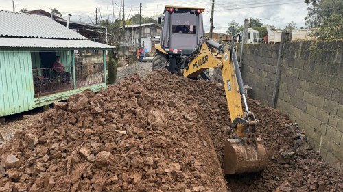 Prefeitura faz obras emergenciais e de mitigação em pontos atingidos pelas fortes chuvas