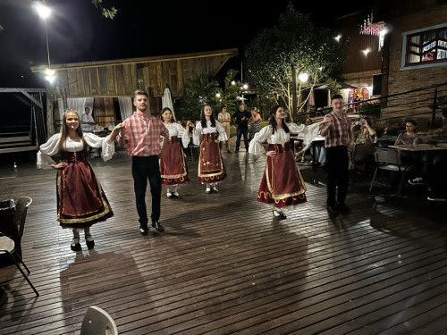 Linha Turismo Erechim: resgate cultural, gastron?mico, que integra campo e a cidade 