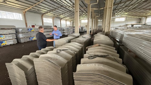 Avançam obras na nova central de britagem e usina de asfalto quente