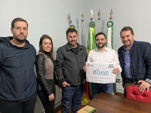 Diretoria de Bem-Estar Animal apresenta resultados para o vice-governador do RS