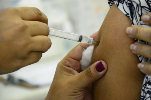 Vacina bivalente contra a Covid e vacina contra a Influenza dispon?veis para todos os p?blicos-alvo em Erechim