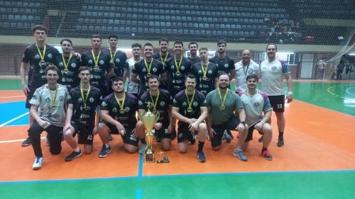 ChampionShip de Handebol reúne 12 equipes e movimenta o esporte em Erechim