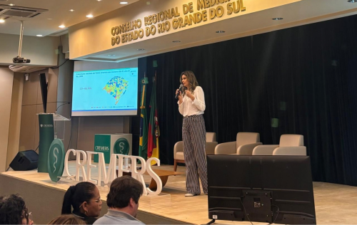 Enfermeiras da Secretaria de Saúde de Erechim participam de Encontro Estadual de Arboviroses