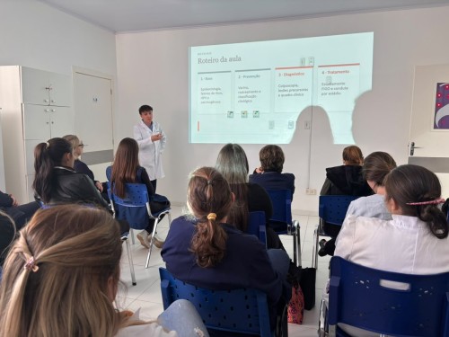 Palestra no SER Mulher aborda prevenção e diagnóstico precoce do câncer do colo do útero