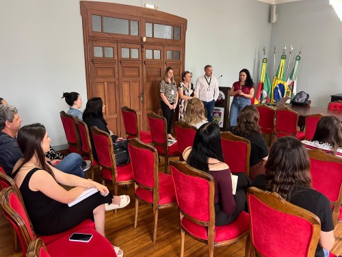 Secretaria de Administração reforça política permanente de capacitação e modernização dos serviços