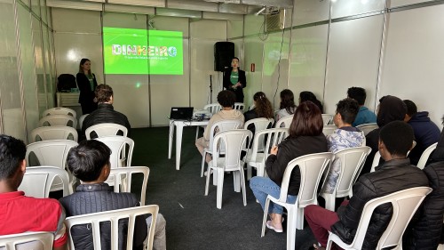 050525--feira-do-livro_54500080665_o