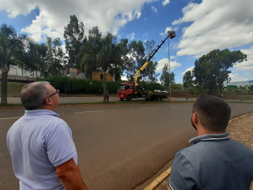 Inicia instalação de lâmpadas de LED nas avenidas centrais de Erechim