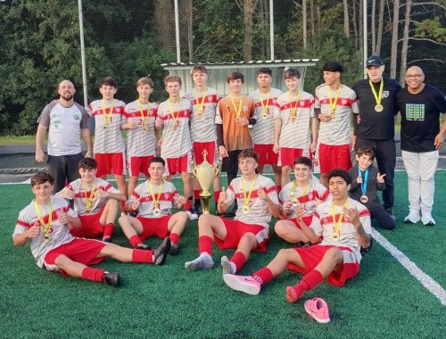 Torneio Municipal de Futebol Sete reúne equipes das categorias Sub-13 e Sub-15 no SESI