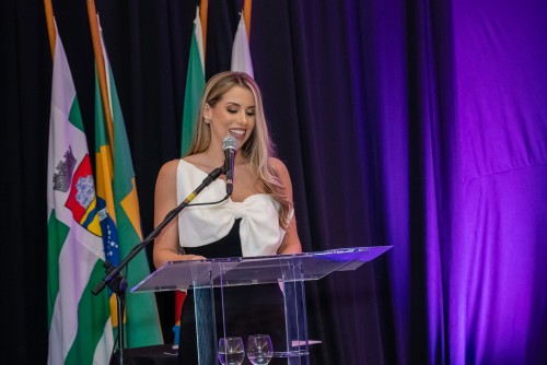 Káren Burstolin lançou oficialmente o Concurso de Escolha da Rainha da Frinape 2026