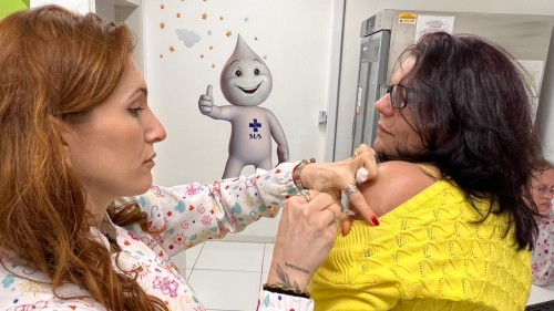 Secretaria de Saúde reforça a importância da vacinação contra a gripe; doses seguem disponíveis em todas as UBSs de Erechim 