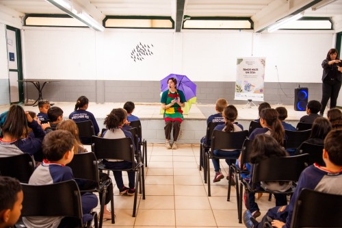 Estudantes do Sistema Municipal participam de programação especial com contação de histórias