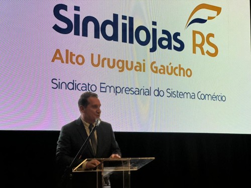 Posse da nova diretoria do Sindilojas Alto Uruguai reúne lideranças e reforça papel do comércio no desenvolvimento regional