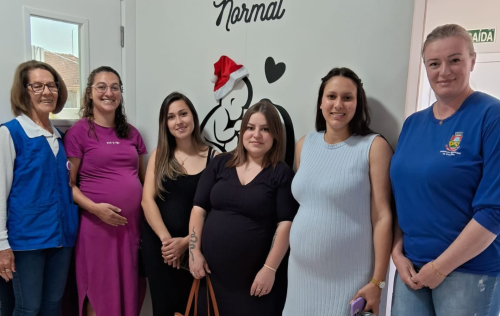 Gestantes da UBS Paiol Grande realizam visita à maternidade do Hospital Santa Teresinha