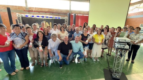 28? Encontro da Mulher Rural Erechinense: empoderamento e valoriza??o das mulheres no campo