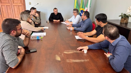 Estudantes que integram o Programa de Educação Integral Castelinho apresentam talentos para a comunidade