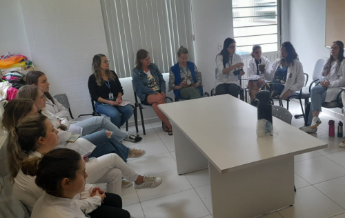 UBS Estevam Carraro realiza encontro com equipe dos CAPS e fortalece cuidado em saúde mental