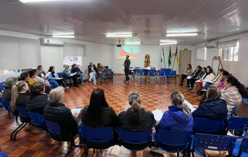 Secretaria de Saúde promove capacitação para equipes de vacinação das UBSs de Erechim