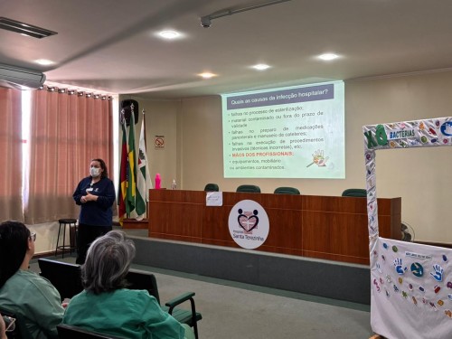 Hospital Santa Terezinha promove treinamento de higienização das mãos e reforça prevenção de infecções