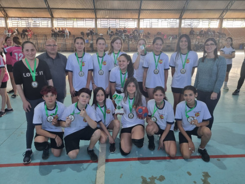Vencedores do handebol na Olimpíada Estudantil