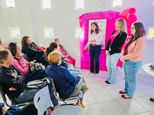Prefeitura de Erechim promove atividade do Outubro Rosa na comunidade de Capoerê