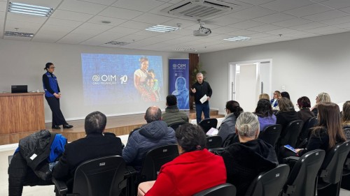 Capacitação aborda migração contemporânea e proteção social para migrantes em Erechim