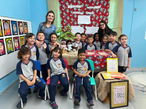 Estudantes da Escola Municipal Dom João Aloísio 