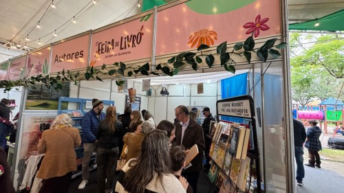 Mais de 40 autores de Erechim e região lançam obras na 27ª Feira do Livro 