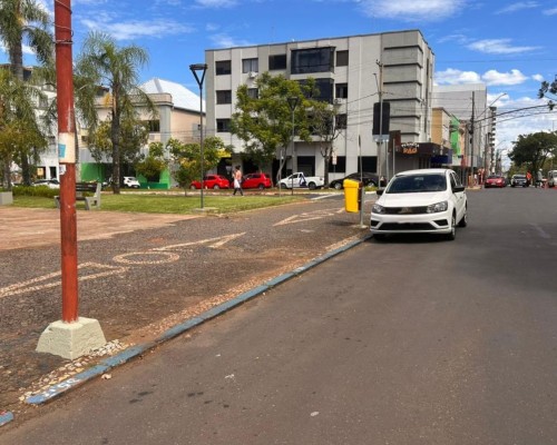 Inscrições para seleção de ponto rotativo de food truck na Praça Júlio de Castilhos encerram nesta sexta-feira