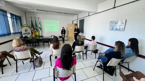 Erechim fortalece qualificação dos servidores com curso de desenvolvimento de competências