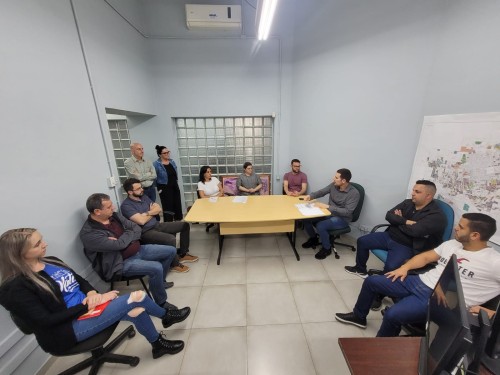 Comiss?o Interna de Digitaliza??o e Desburocratiza??o apresenta avan?os da Secretaria de Obras  