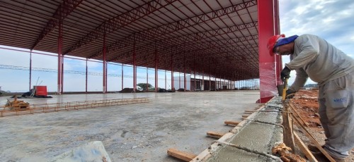 Prefeitura libera quase 1,5 milh?o de metros quadrados para constru??o civil em 42 meses  