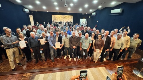 Projeto Samuzinho é realizado na Escola Caras Pintadas