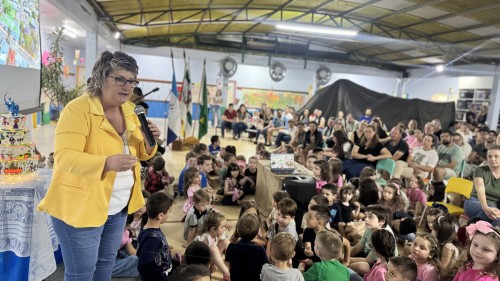 051125---20-anos-emei-irm-consolata_54905921084_o